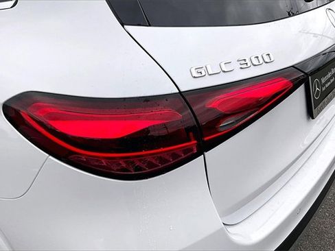 New 2026 Mercedes-Benz GLC 300 image 14