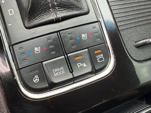 Used 2016 Kia Sedona SX Limited w/ Option Group 030 image 30