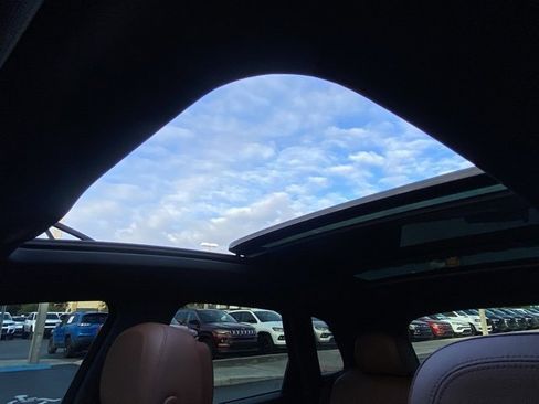 Used 2018 Audi Q5 2.0T Premium w/ Convenience Package image 22