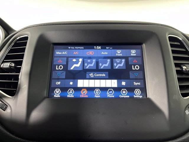 Used 2018 Jeep Compass Latitude w/ Popular Equipment Group AWD/4WD image 25