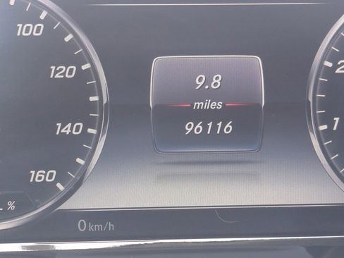 Used 2017 Mercedes-Benz S 550 Sedan image 29