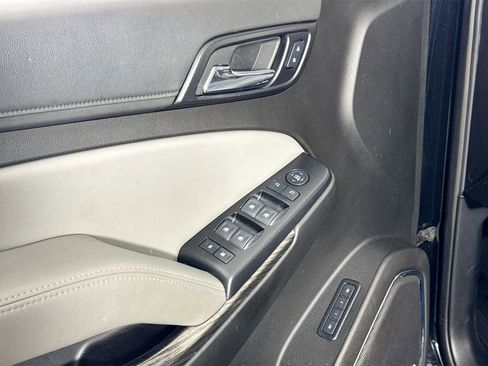 Used 2020 Chevrolet Tahoe LT w/ RST Edition RWD image 21