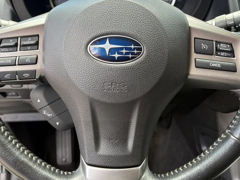 Used 2014 Subaru Forester 2.5i Limited AWD/4WD image 18
