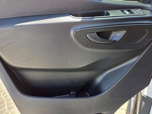 Used 2023 Mercedes-Benz Sprinter 2500 image 27