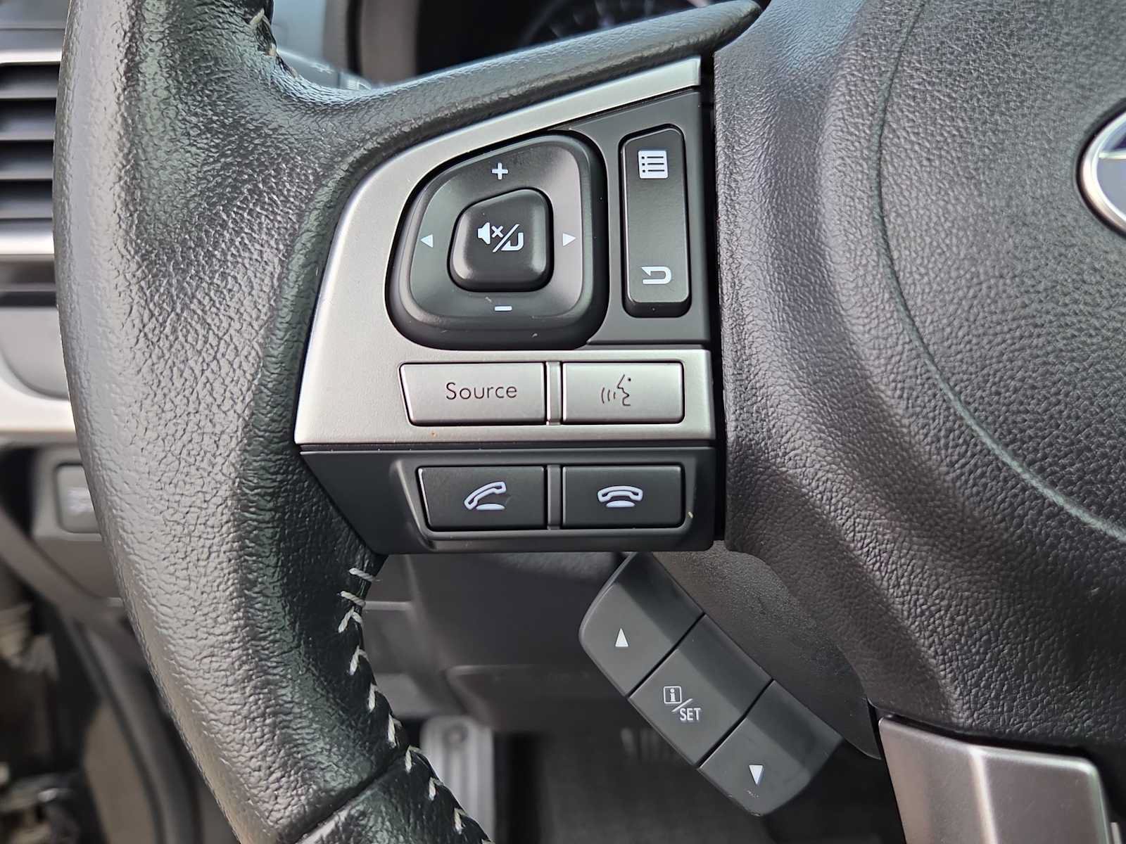 Used 2018 Subaru Forester 2.5i Limited AWD/4WD image 23