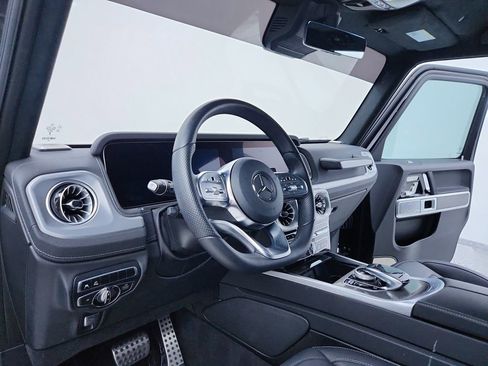 Used 2024 Mercedes-Benz G 550 image 20