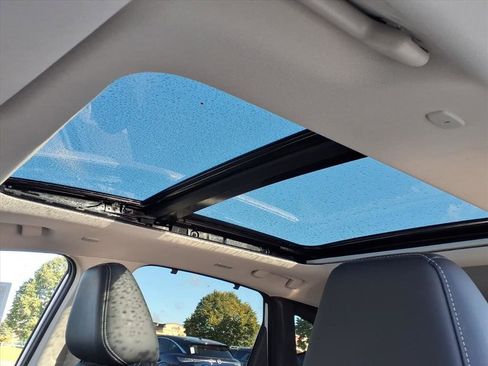 New 2026 Nissan Murano Platinum image 10