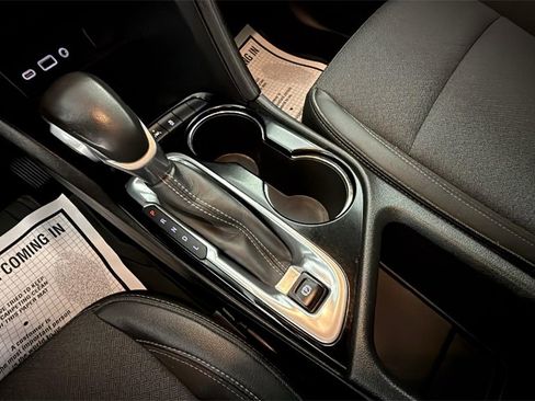 Used 2021 Buick Encore GX Preferred w/ Sport Touring Package image 24