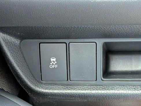 New 2026 Honda HR-V EX-L image 17