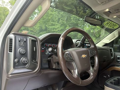 Used 2018 Chevrolet Silverado 2500 LTZ w/ Duramax Plus Package AWD/4WD image 10
