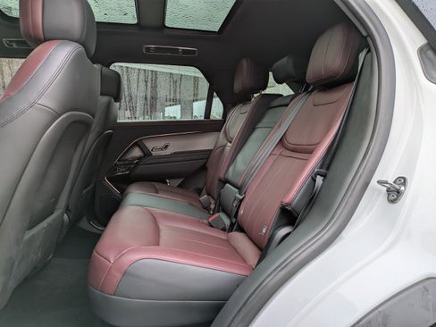 Used 2024 Land Rover Range Rover Sport Dynamic SE image 15