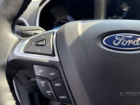 Used 2017 Ford Edge SEL AWD/4WD image 22