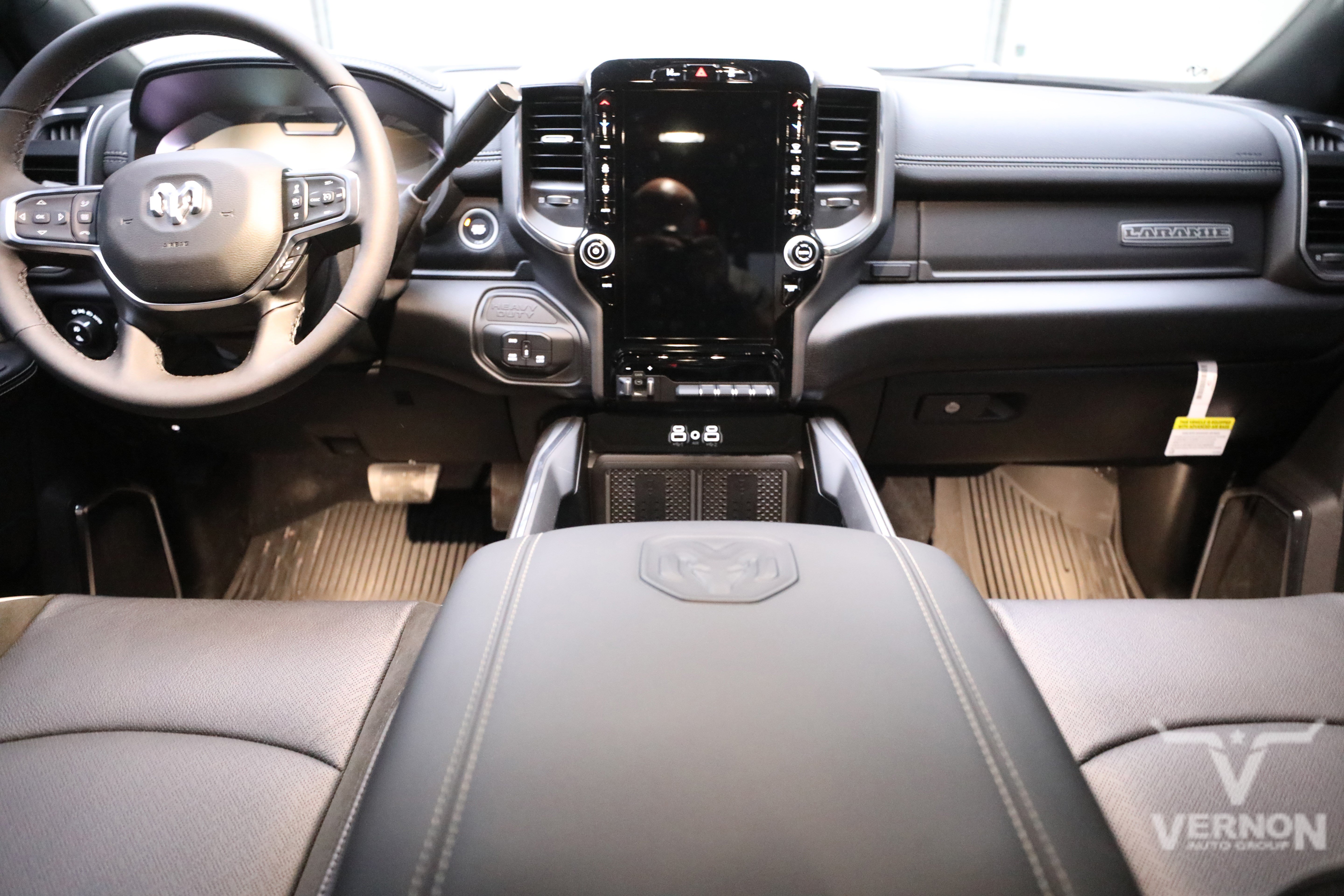 New 2026 RAM 3500 Laramie w/ Towing Technology Group AWD/4WD image 13