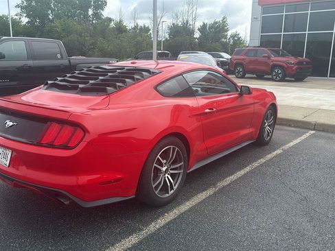 Used 2015 Ford Mustang Premium RWD image 4