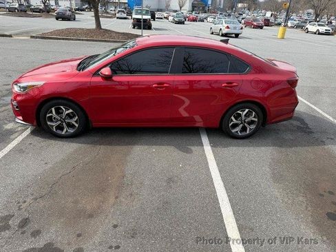 Used 2021 Kia Forte LXS FWD image 4