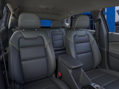 New 2026 Chevrolet Trax ACTIV FWD image 18