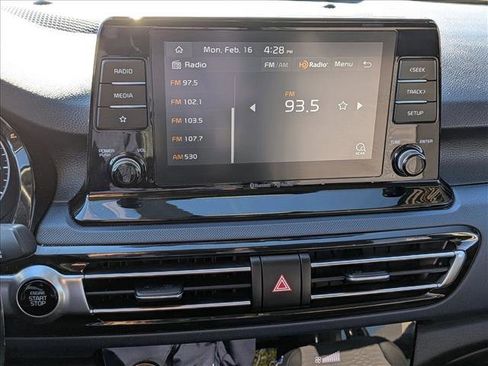 Used 2023 Kia Seltos S image 14