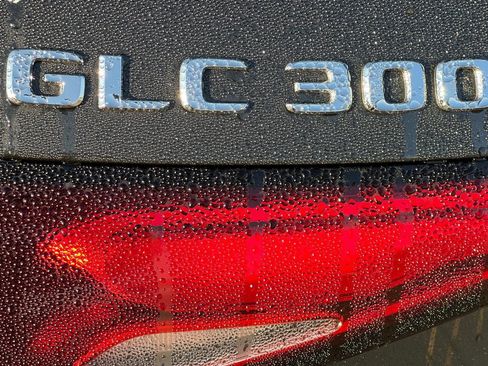 New 2026 Mercedes-Benz GLC 300 image 12