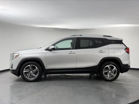 Used 2019 GMC Terrain SLT FWD image 3