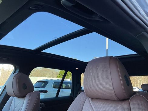 New 2026 BMW X5 sDrive40i image 21