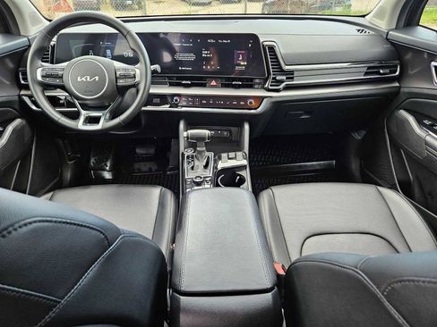 Certified 2023 Kia Sportage EX FWD image 10