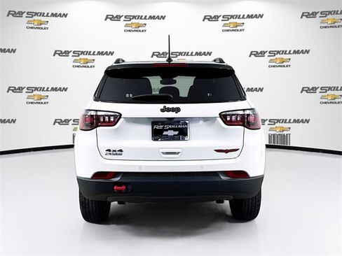 Used 2024 Jeep Compass Trailhawk image 6