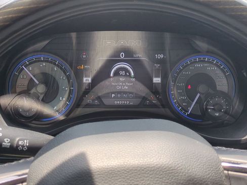 Used 2022 RAM 1500 Limited w/ Body Color Bumper Group AWD/4WD image 29
