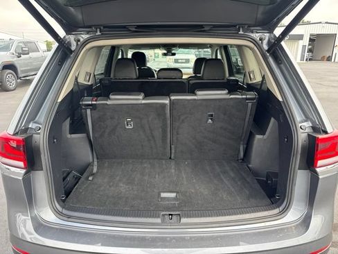 Used 2025 Volkswagen Atlas SE FWD image 5