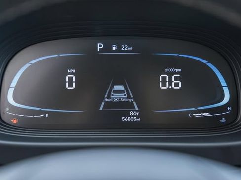 Used 2024 Hyundai Venue SEL FWD image 43