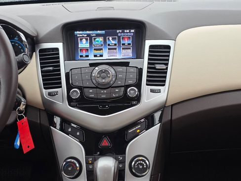 Certified 2014 Chevrolet Cruze Diesel w/ Enhanced Safety Package image 3