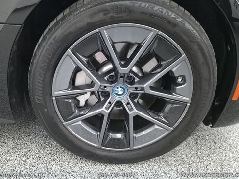 Used 2023 BMW i4 eDrive35 RWD image 17