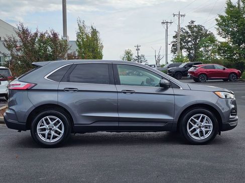Used 2024 Ford Edge SEL image 5
