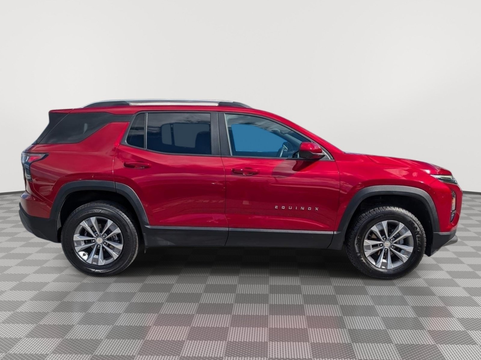 Used 2025 Chevrolet Equinox LT w/ Convenience Package II FWD image 6