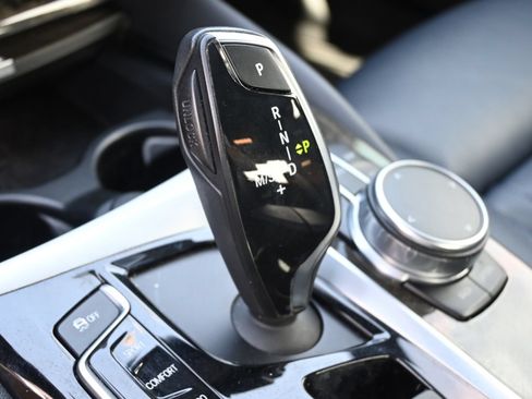 Used 2017 BMW 540i RWD image 14