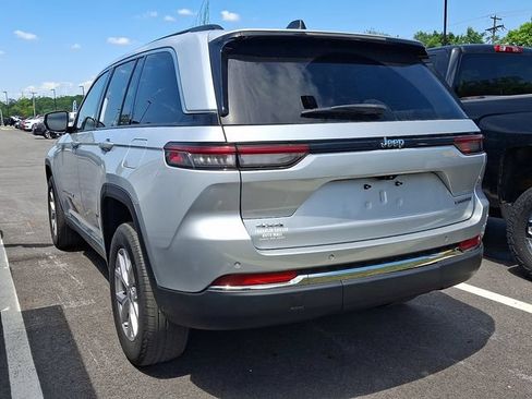 Used 2022 Jeep Grand Cherokee Limited AWD/4WD image 4