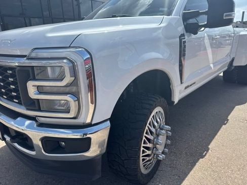 Used 2024 Ford F350 Lariat w/ FX4 Off-Road Package AWD/4WD image 1