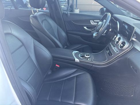 Used 2019 Mercedes-Benz C 300 Sedan image 27