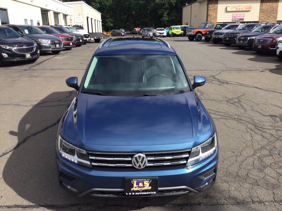Used 2018 Volkswagen Tiguan SEL AWD/4WD image 5