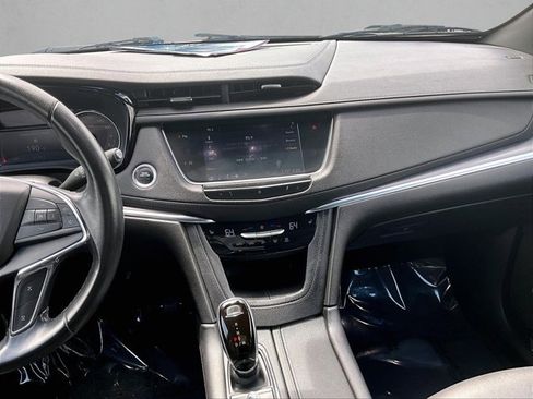 Used 2020 Cadillac XT5 Luxury FWD image 8