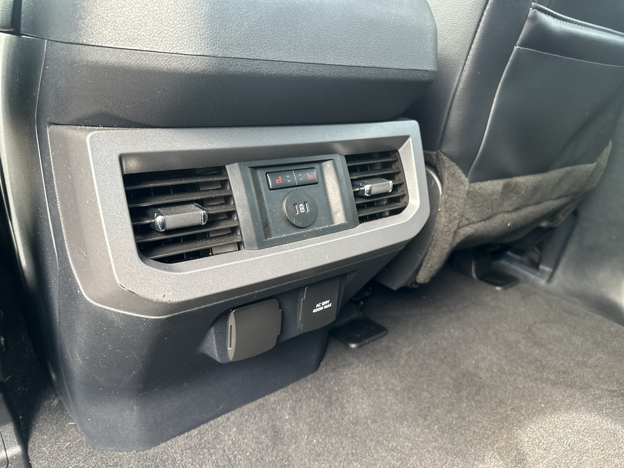 Used 2023 Ford F250 Lariat w/ Sport Appearance Package AWD/4WD image 16
