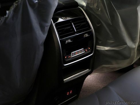 New 2026 BMW X5 xDrive50e w/ Climate Comfort Package image 15