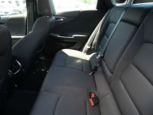 Used 2016 Chevrolet Malibu LT w/ Driver Confidence Package FWD image 24