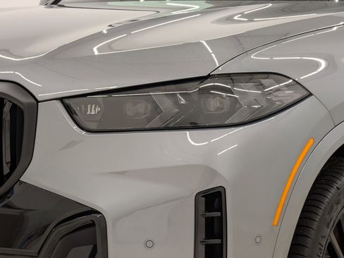 New 2026 BMW X5 sDrive40i w/ M Sport Package image 6