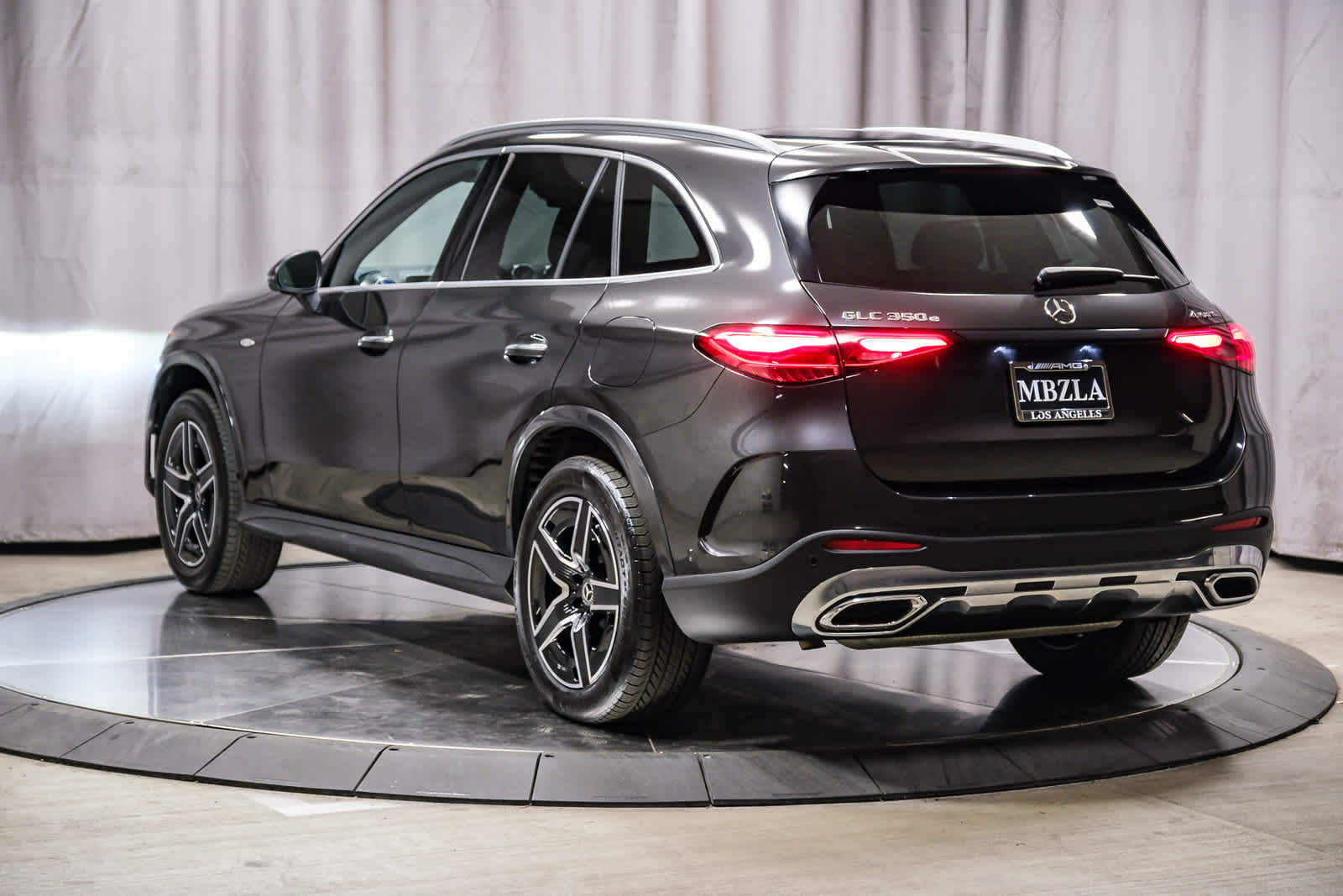 Certified 2025 Mercedes-Benz GLC 350e 4MATIC image 2