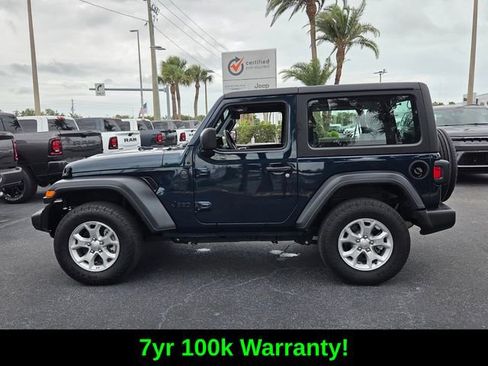 Used 2025 Jeep Wrangler Sport AWD/4WD image 4