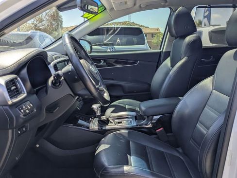 Used 2019 Kia Sorento EX w/ EX Touring Package FWD image 14