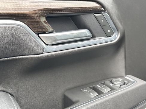 Certified 2025 Chevrolet Silverado 1500 LT Trail Boss w/ Convenience Package II image 15