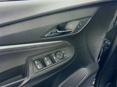 Used 2023 Chevrolet Bolt EUV LT w/ Driver Confidence Package image 11