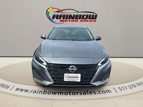 Used 2023 Nissan Altima 2.5 SL image 2