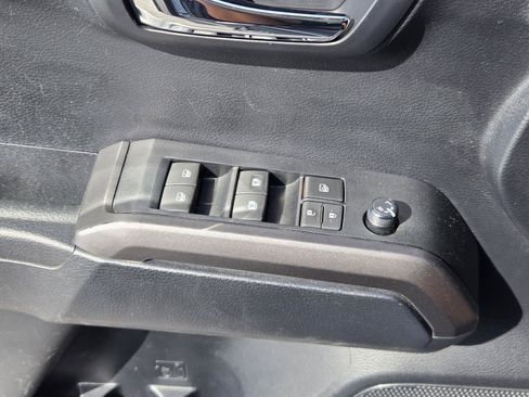 Used 2019 Toyota Tacoma TRD Off-Road w/ Technology Package RWD image 22
